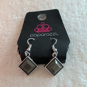 Paparazzi Olive Diamond Geo Earrings New